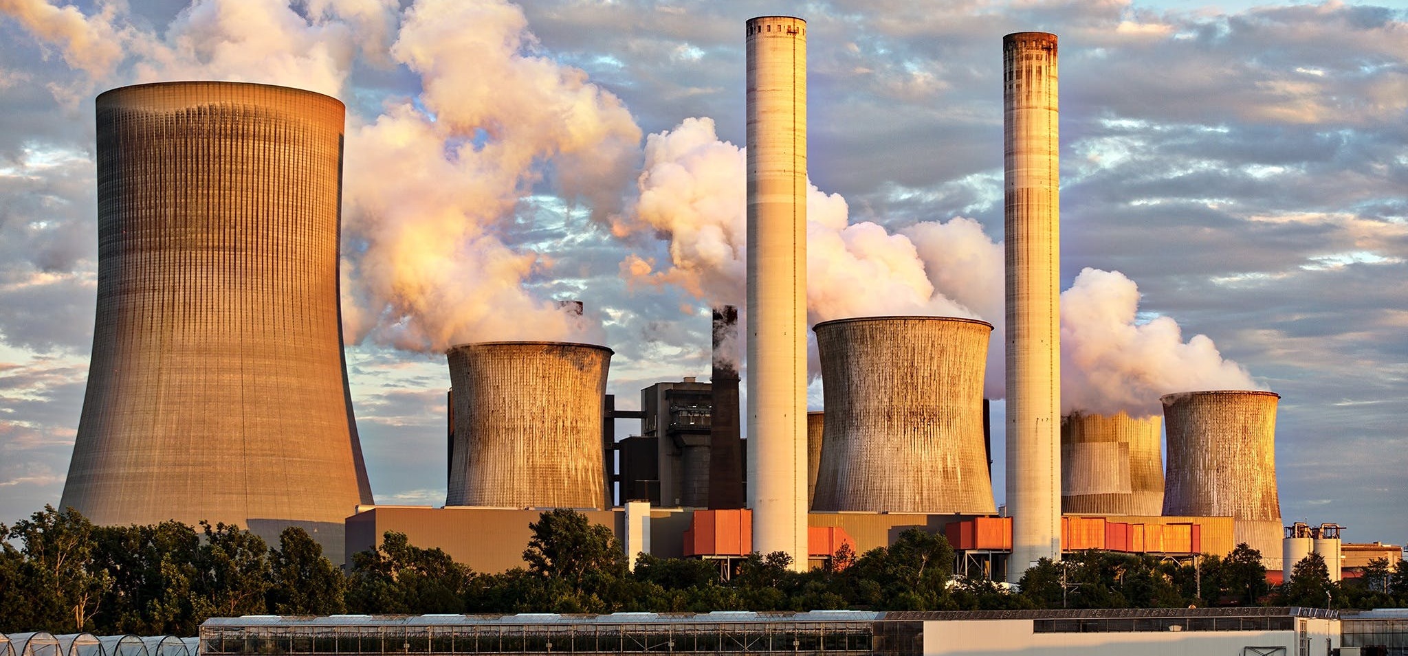 Países prometen impulso a las energías limpias en la COP28